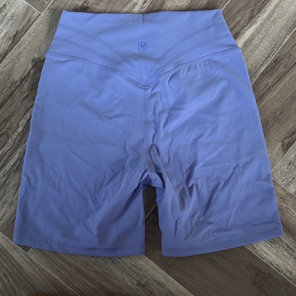 High waisted buff bunny 6” shorts - worn once l